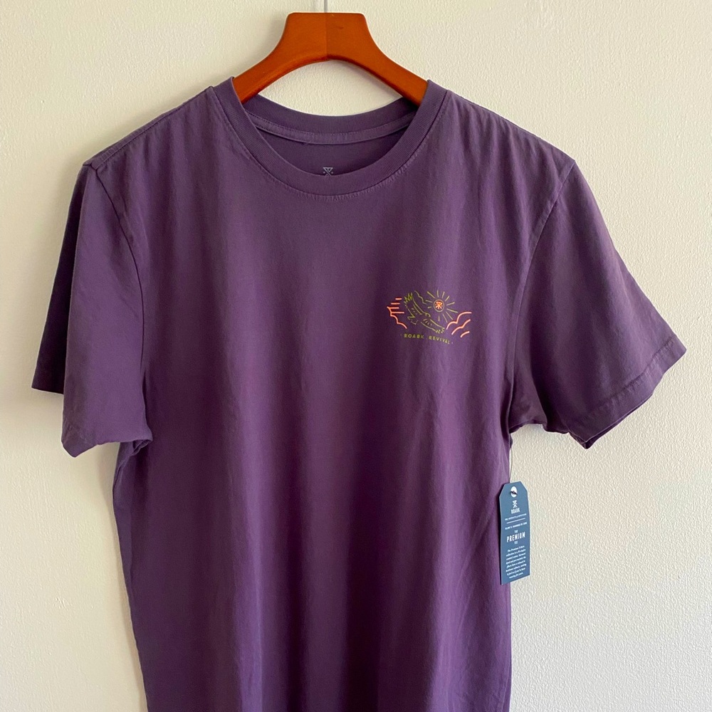 NWT Roark Spirit World t-shirt